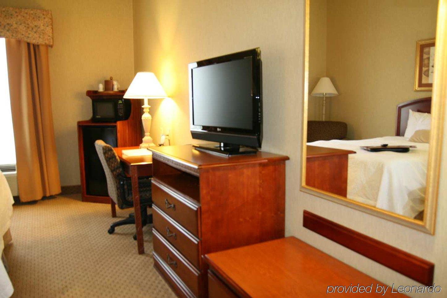 Hampton Inn Chicopee - Springfield Εξωτερικό φωτογραφία